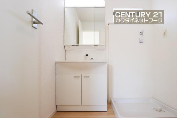 白岡市小久喜第１４　全２棟　１号棟