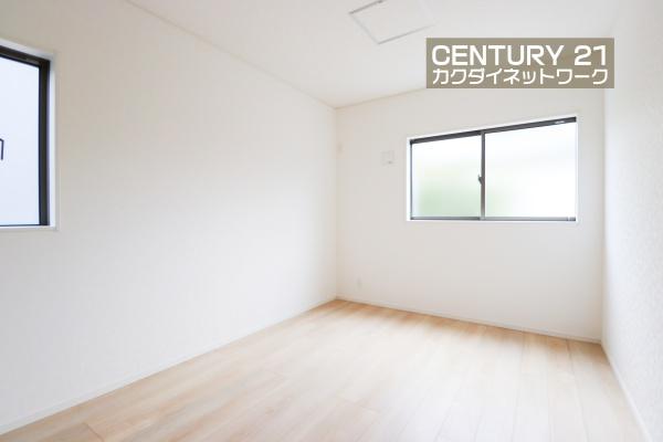 白岡市小久喜第１４　全２棟　１号棟