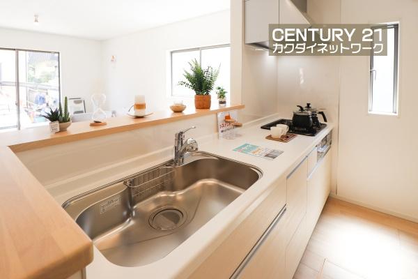白岡市小久喜第１４　全２棟　２号棟