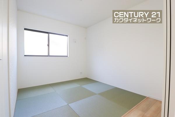 白岡市小久喜第１４　全２棟　２号棟