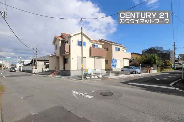 加須市久下２丁目　全３棟　２号棟