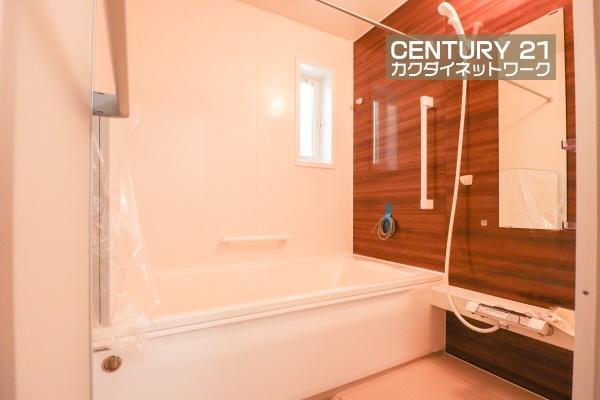 久喜市久喜東１丁目　全３棟　２号棟