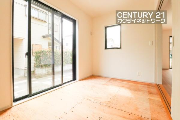 久喜市久喜東１丁目　全３棟　２号棟