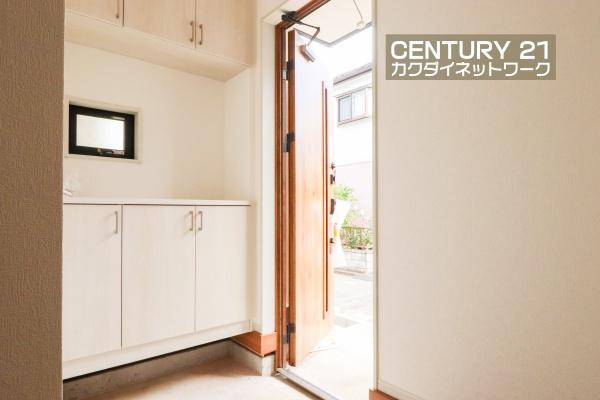 久喜市久喜東１丁目　全３棟　２号棟