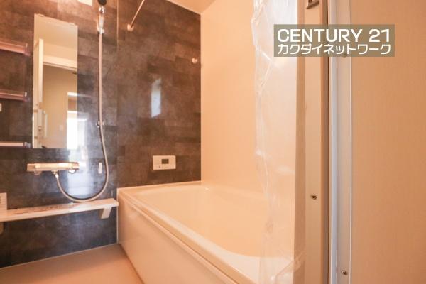 久喜市本町5丁目 全2棟 3号棟(バス)