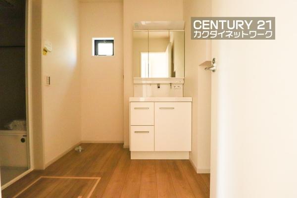 白岡市篠津３期　１号棟