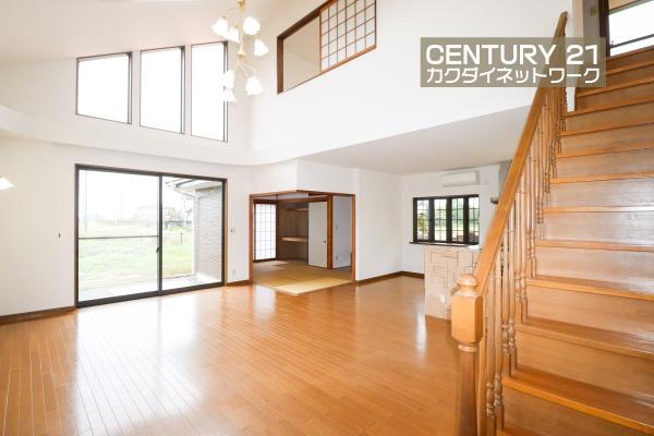 加須市大越の中古一戸建て(リビング)