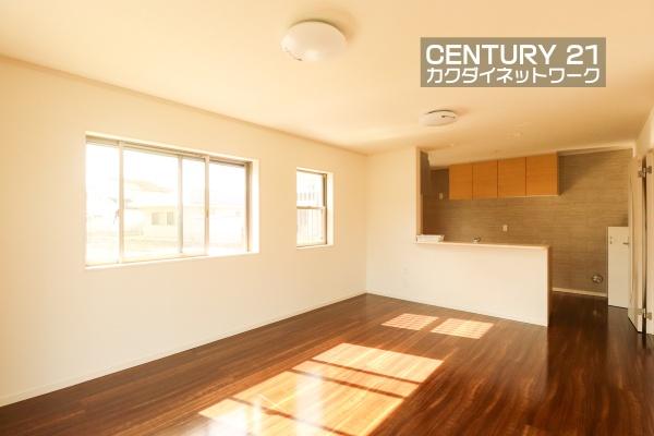 北葛飾郡杉戸町大字堤根の中古一戸建て(リビング)