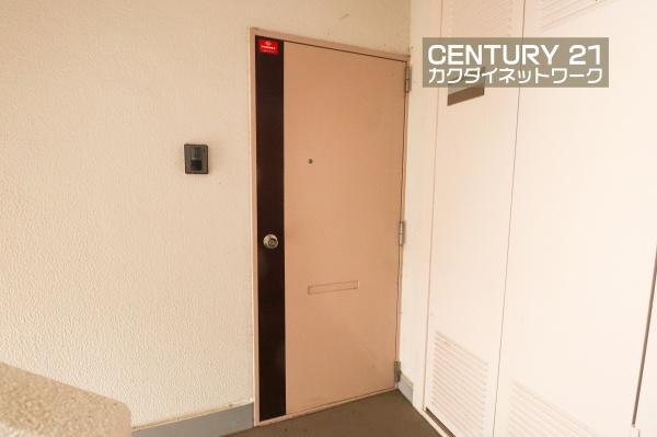 東鷲宮ニュータウン駅前通り(玄関)