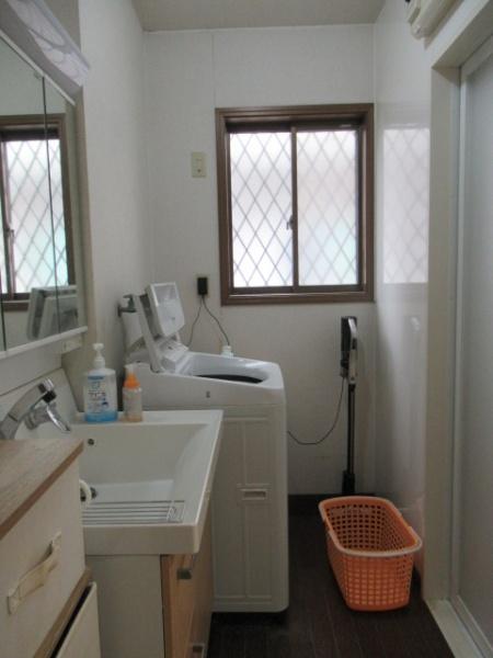 羽生市南羽生2丁目の中古一戸建て(洗面台・洗面所)