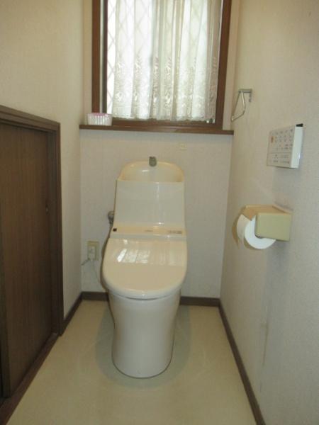 羽生市南羽生2丁目の中古一戸建て(トイレ)