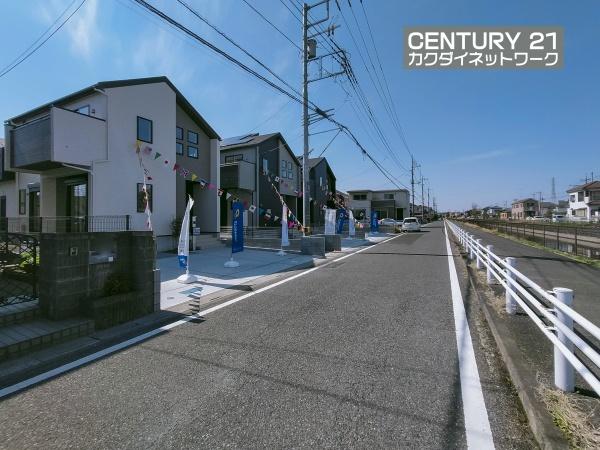 久喜市青毛３丁目　全３棟　３号棟