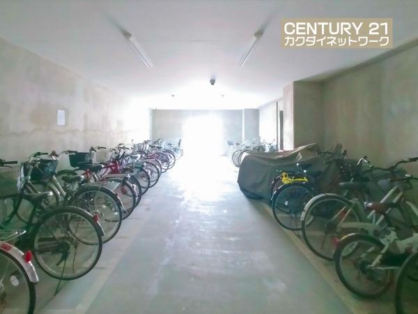 クレセント東鷲宮