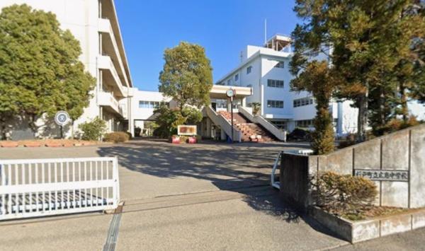 杉戸町遠野第３　全３棟　２号棟(杉戸町立杉戸南中学校)