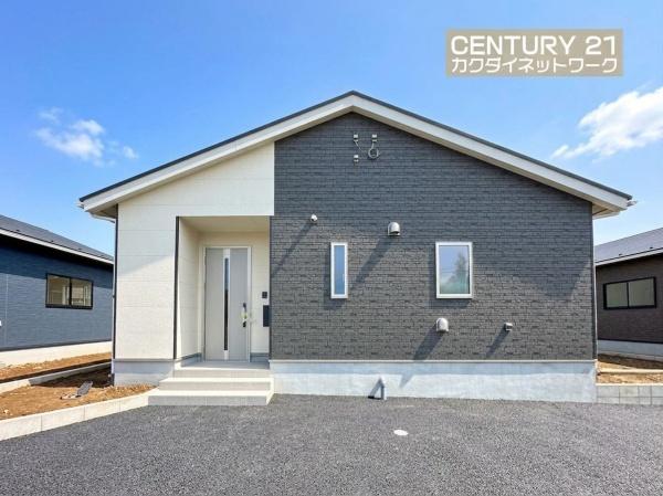 杉戸町遠野第３　全３棟　２号棟