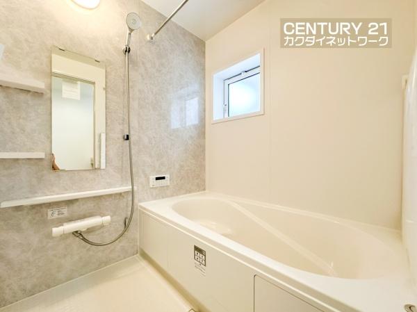 久喜市栗原４丁目　全３棟　２号棟