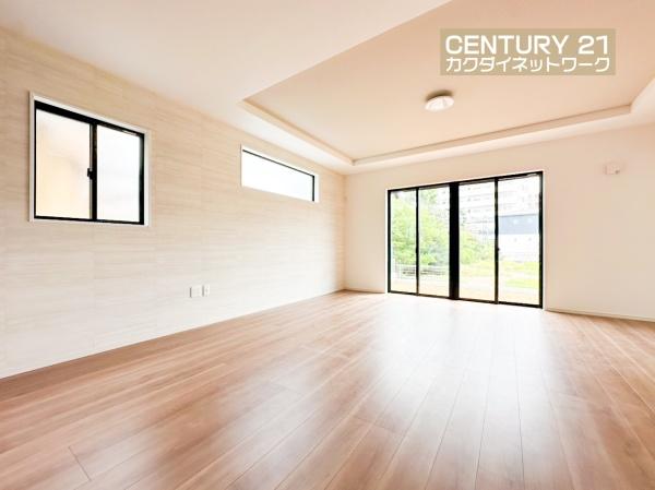 KIS白岡市新白岡８期　全１棟