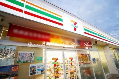 チュリスガーデン湘南野比センター3番館(セブンイレブン京急STYRP野比店)