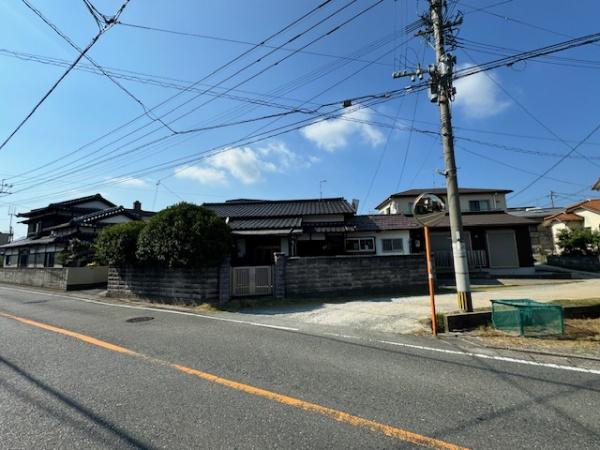 糸島市篠原東２丁目の中古一戸建