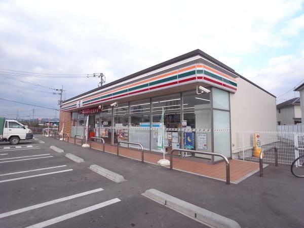 JGMシュリアン周船寺弐番館(セブンイレブン九大学研都市駅前店)
