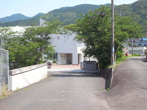 糸島市二丈鹿家の土地(糸島市立福吉中学校)