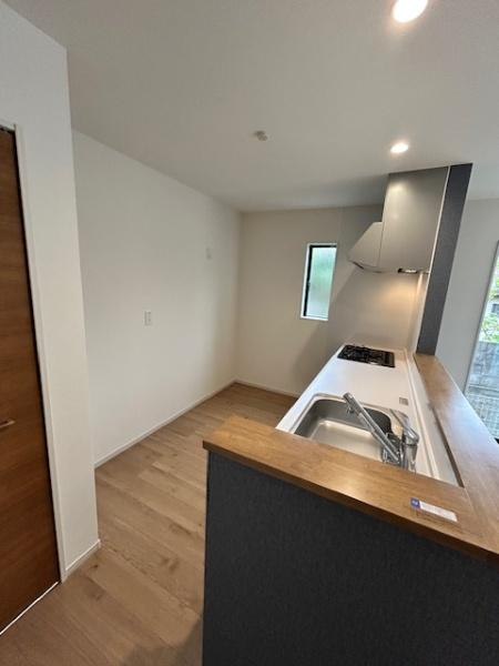 糸島市加布里４丁目の新築一戸建