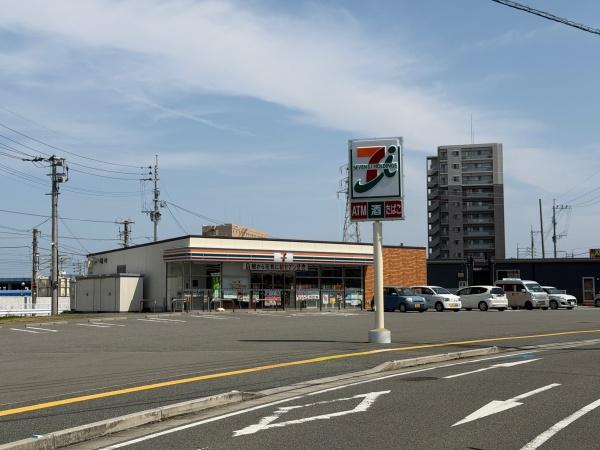 サーパスシティ前原参番館(セブンイレブン糸島伊都の杜店)