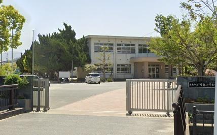 糸島市志摩師吉の中古一戸建て(糸島市立可也小学校)