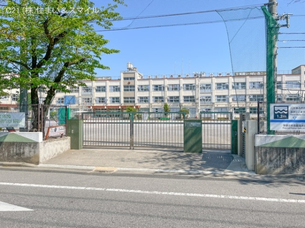 ヴェラハイツ西新井(足立区立西新井第二小学校)