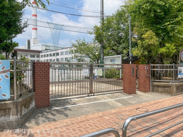 足立区西保木間3丁目　新築一戸建て　B号棟(足立区立西保木間小学校)