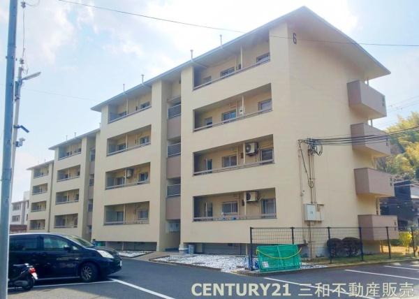 南円明寺ヶ丘団地6棟
