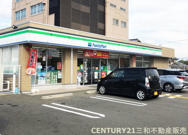 京都市南区上鳥羽南中ノ坪町の土地(ファミリーマート吉祥院東前田店)