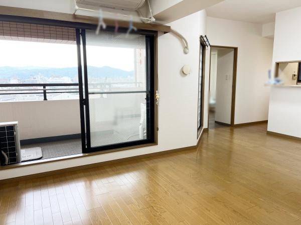 エミネンス西院