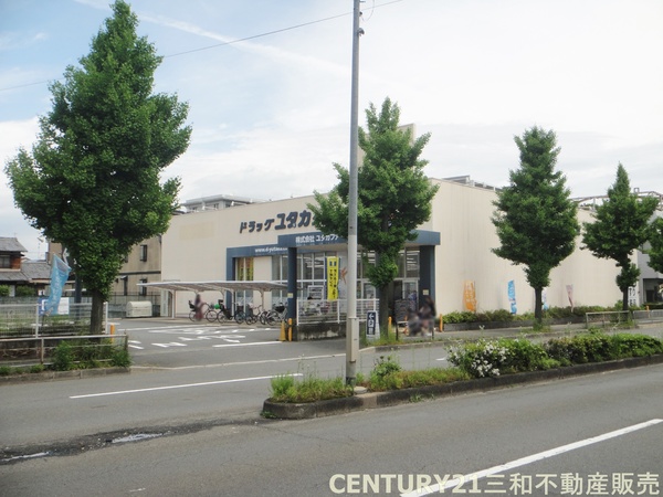 パークテラス桂川(ドラッグユタカ久世店)