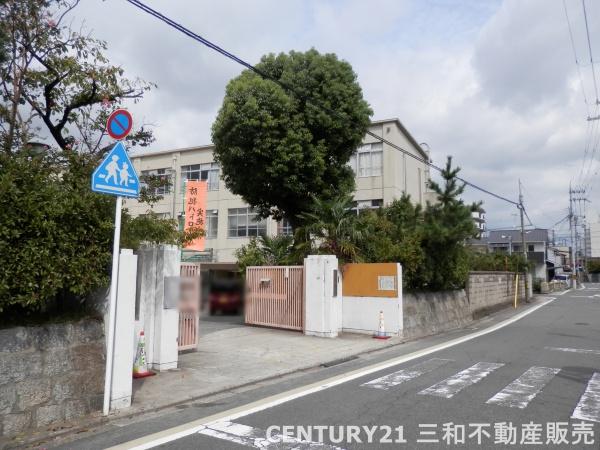 伏見区舞台町(京都市立伏見住吉小学校)