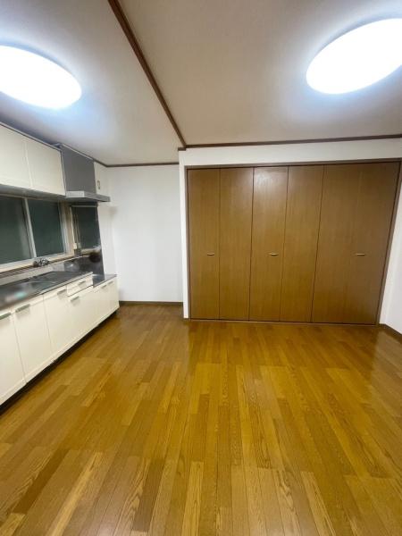シャルマン白梅町ハイツ