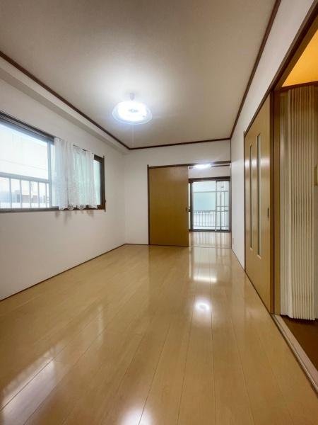 シャルマン白梅町ハイツ