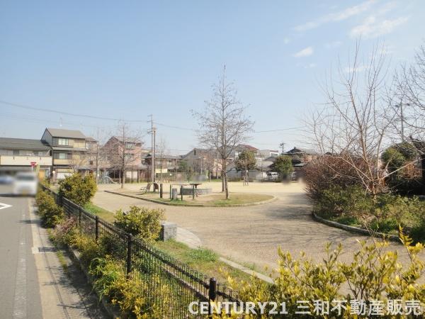 右京区太秦安井馬塚町(太秦安井公園)