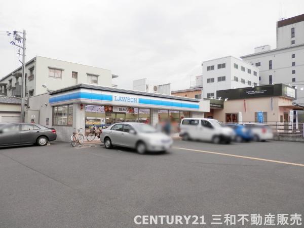 五条ローズハイツA棟(ローソン西京極北庄境町店)