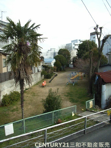 日商岩井朱雀マンション(ちびっこ広場)