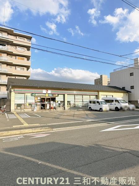 ユニロイヤル四条大宮(セブンイレブン京都壬生川仏光寺店)