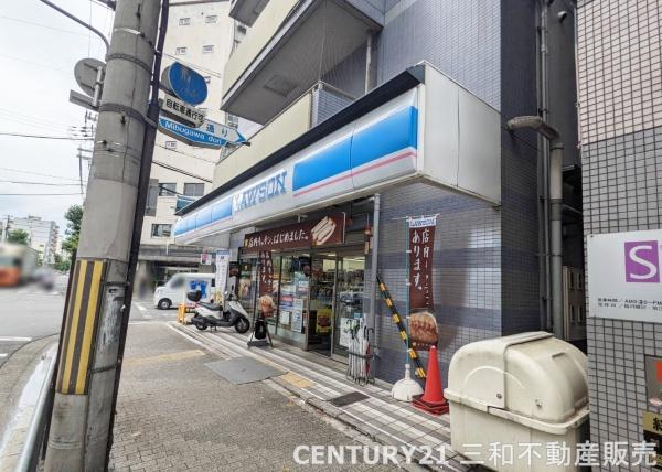 ドルミ四条大宮(ローソン四条大宮店)