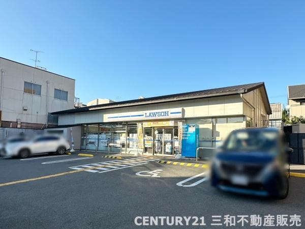 パレステート日生熊野(ローソン岡崎道店)