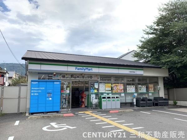 松ヶ崎パーク・ホームズ(ファミリーマート川端修学院店)