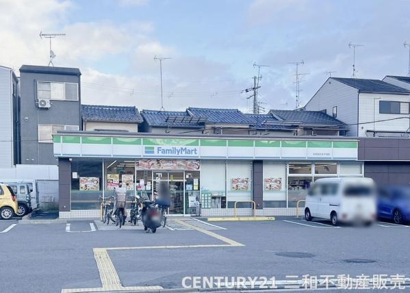 サンマンション丸太町(ファミリーマート京都御前太子道店)