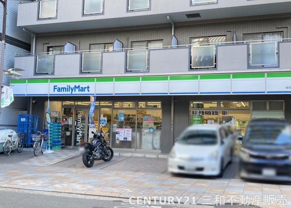 コンフォール御幸町御池フェルテ(ファミリーマート寺町二条店)