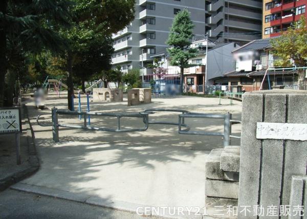 ゴールドハイツ五条(中堂寺児童公園)