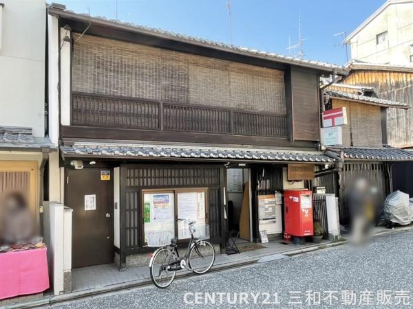 リソシエラグジェ北野(京都北野郵便局)