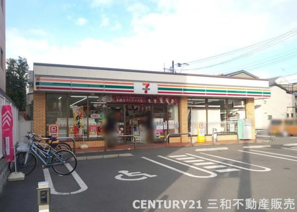 ルミエール聚楽(セブンイレブン二条城北店)