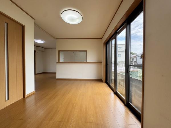 京都市右京区西京極西衣手町の中古一戸建て